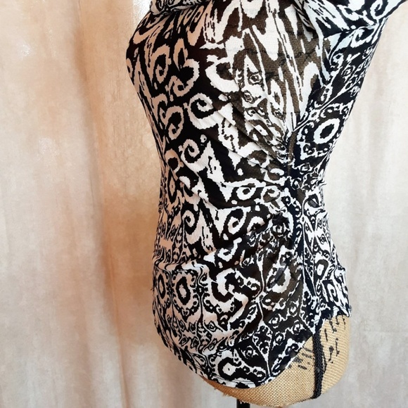 Black & White Sheer Mesh Top 3/4 Sleeve Side Shirring Size S - Picture 2 of 10